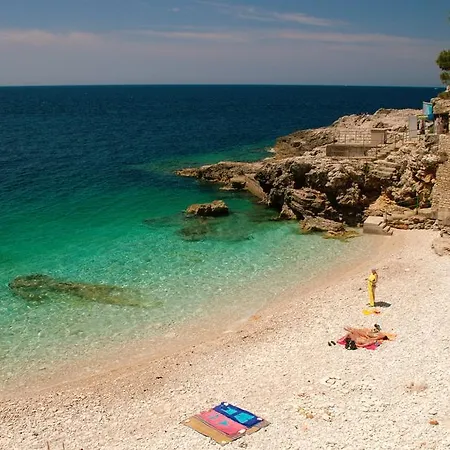 Апартаменты Villa Lumare - 100M From The Sea
