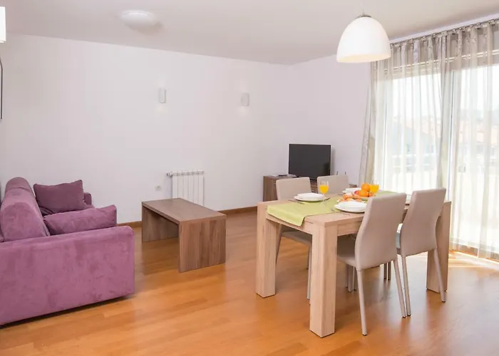 Apartment Villa Lumare - 100M From The Sea