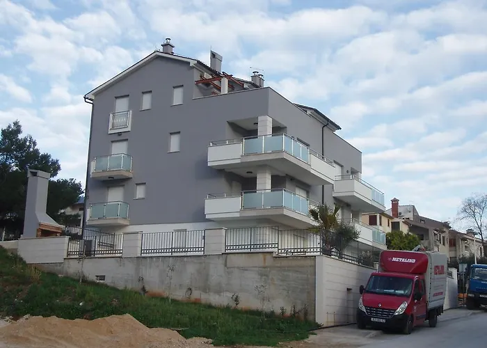 Lejlighed Lumare - 100m From The Sea Pula